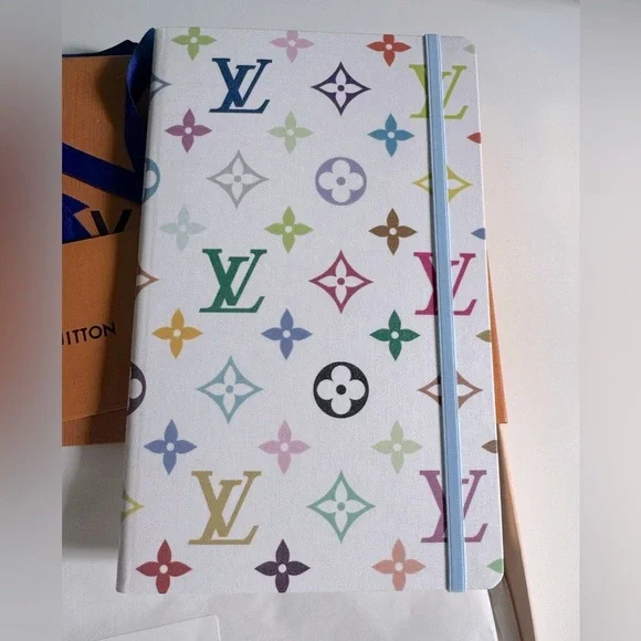Louis Vuitton 2025 Murakami Notebook - Picture 5 of 7